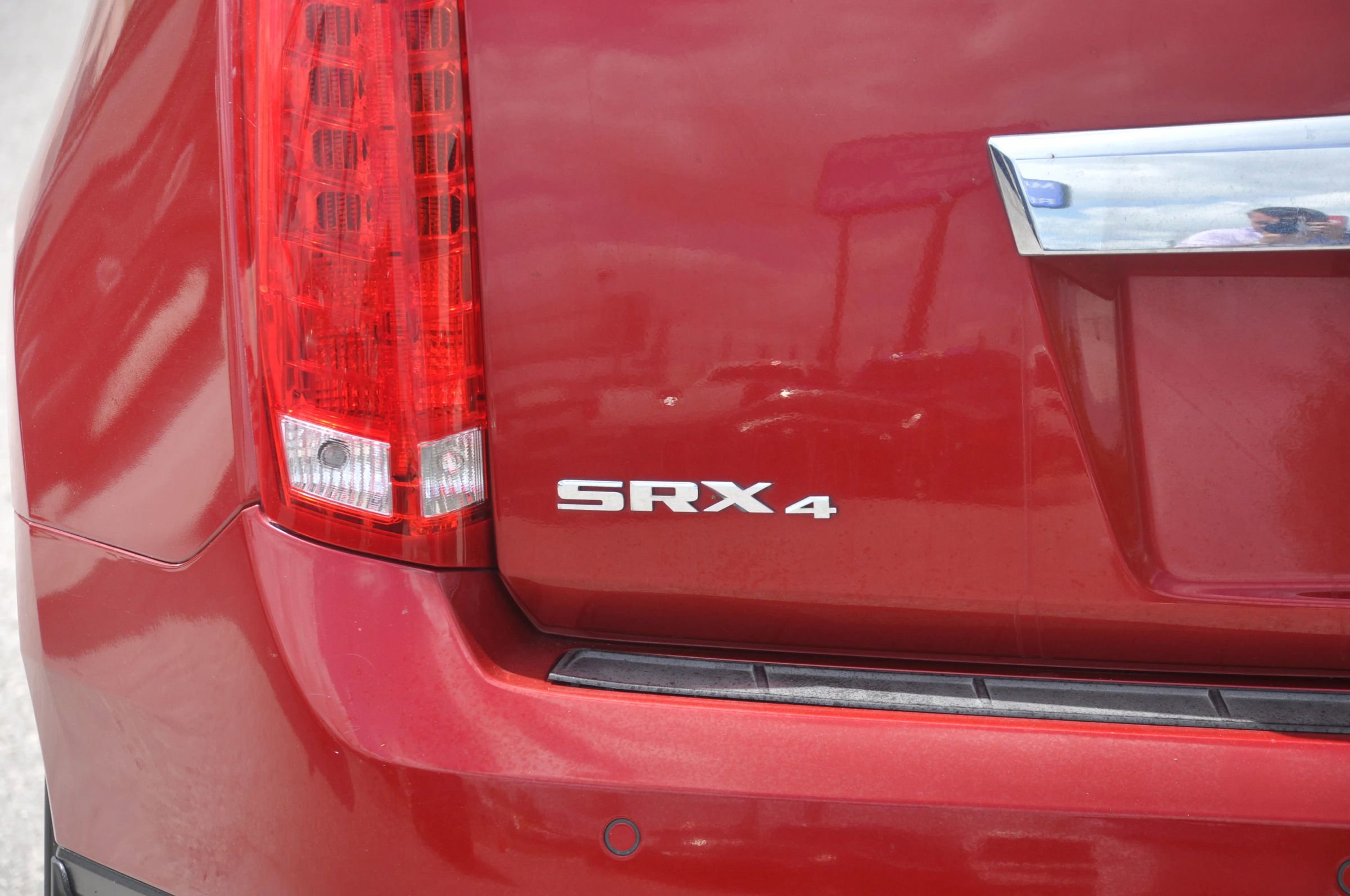 Used 2010 Cadillac SRX Premium image 16