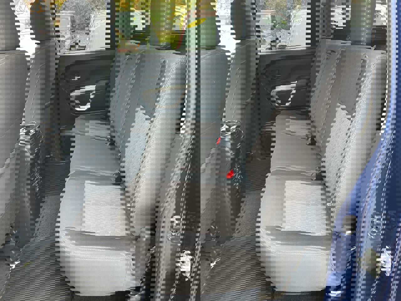 Used 2021 Nissan Titan SV w/ SV Convenience Package image 38