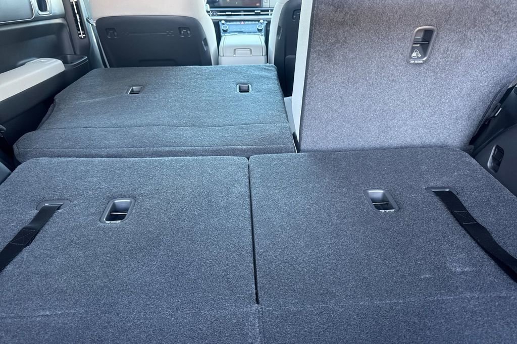 New 2026 Hyundai Santa Fe SE image 12