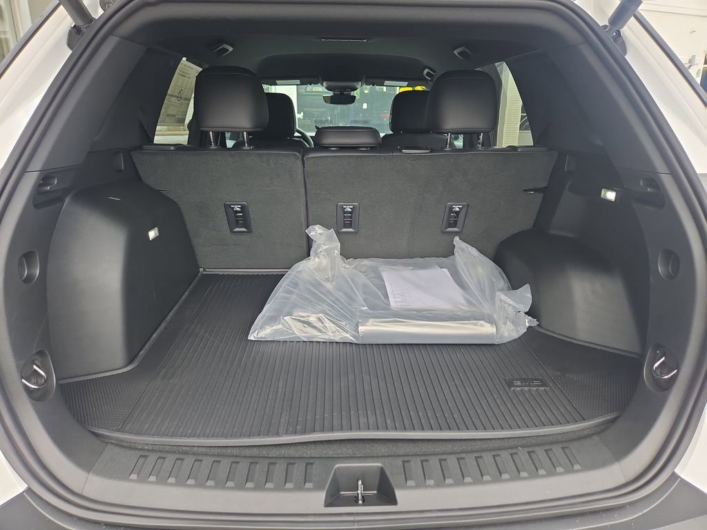 New 2026 GMC Terrain Elevation w/ Elevation Premium Package image 5