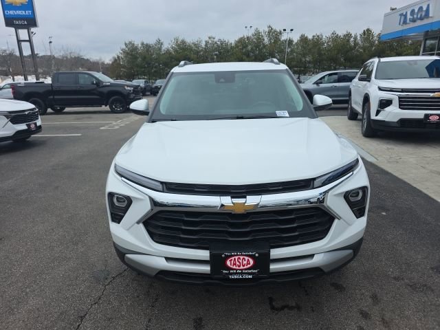 New 2025 Chevrolet TrailBlazer LT w/ Convenience Package image 2