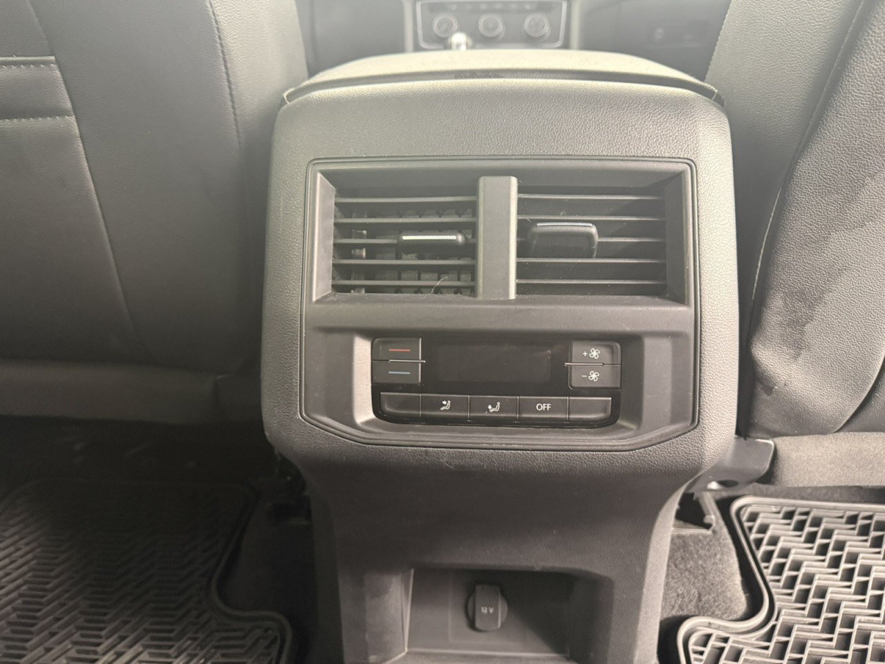 Used 2022 Volkswagen Atlas SE FWD image 14