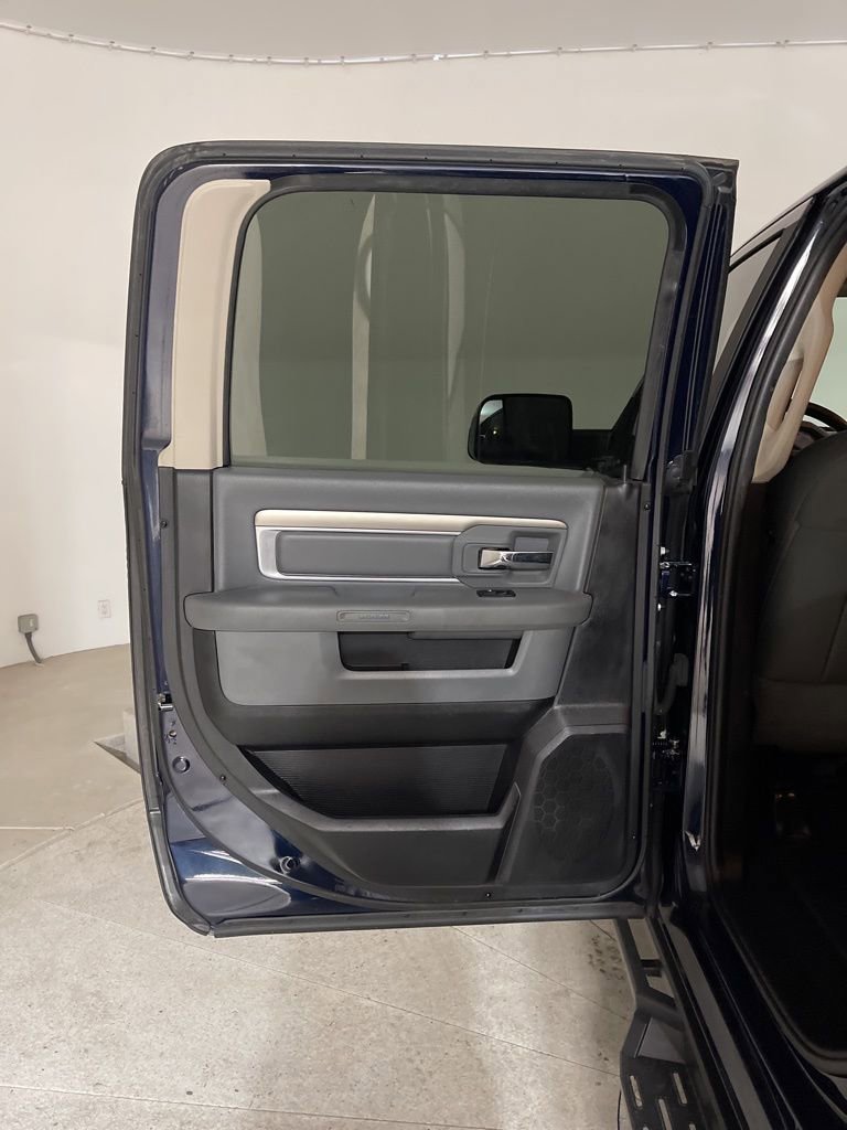 Used 2015 RAM 2500 Outdoorsman image 16