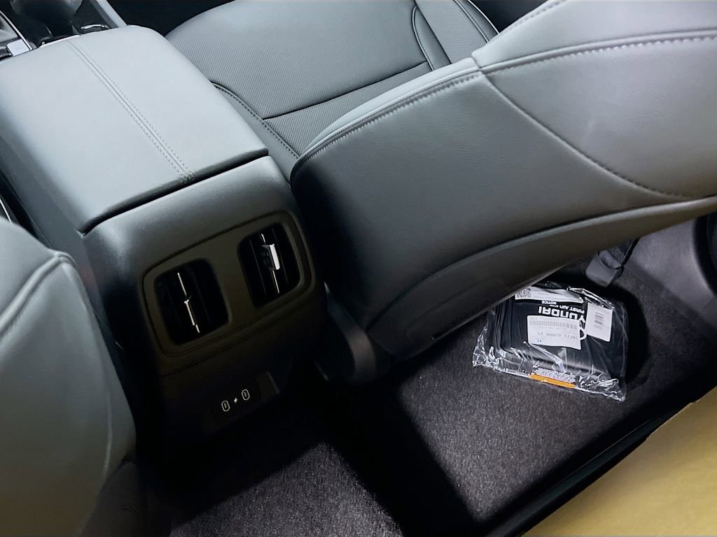 New 2025 Hyundai Santa Cruz Limited image 24