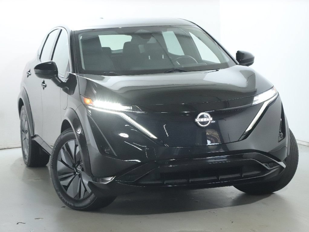Certified 2023 Nissan Ariya FWD image 2