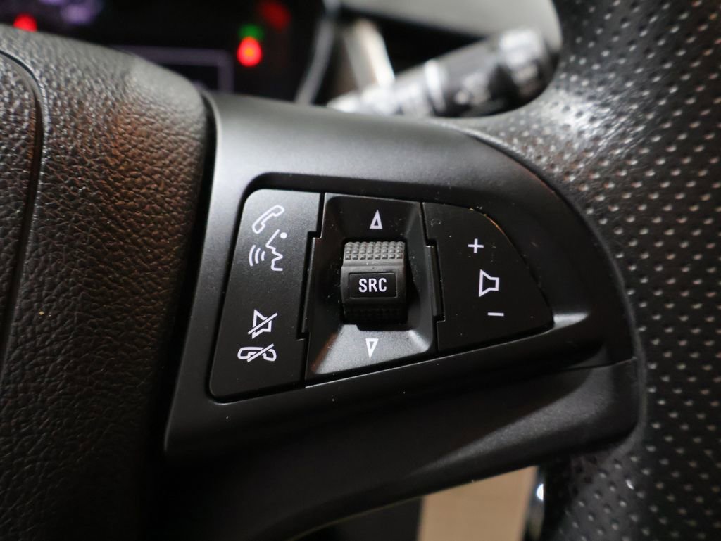 Used 2018 Chevrolet Trax LS image 32