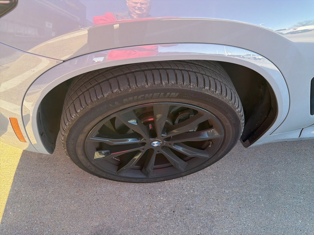 Used 2024 BMW X3 sDrive30i w/ Premium Package w/ZPA image 6