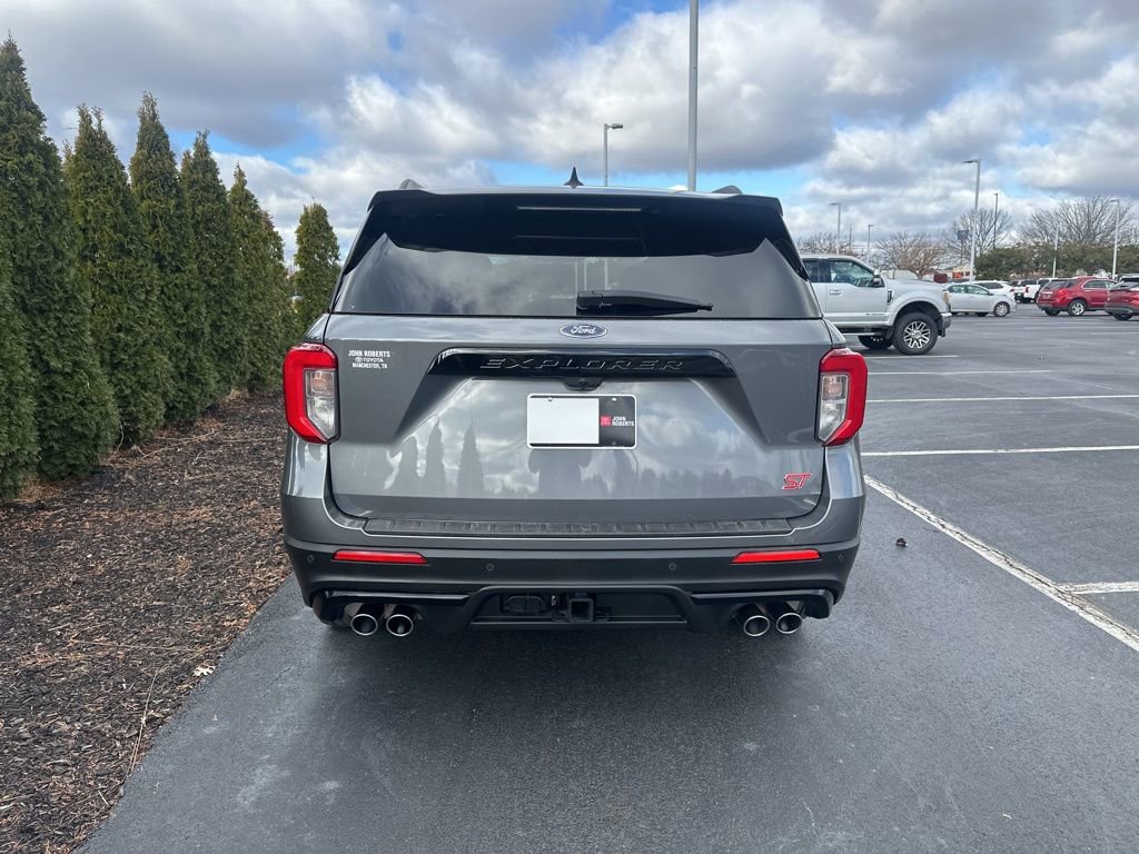 Used 2022 Ford Explorer ST w/ Equipment Group 401A image 6