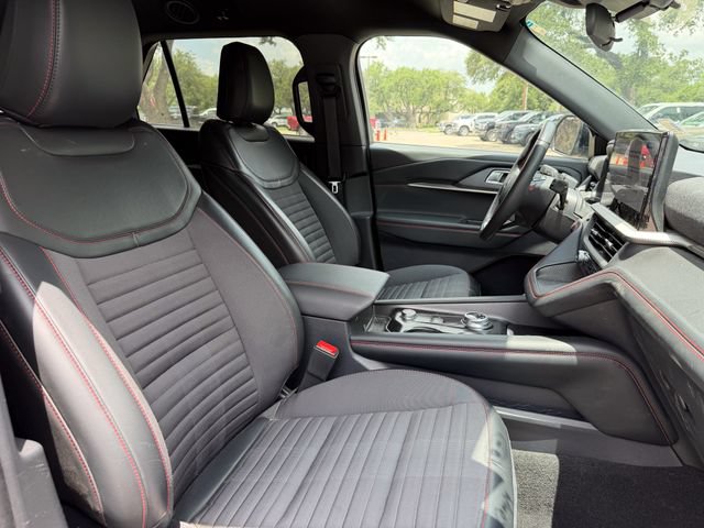 Used 2025 Ford Explorer ST-Line AWD/4WD image 15