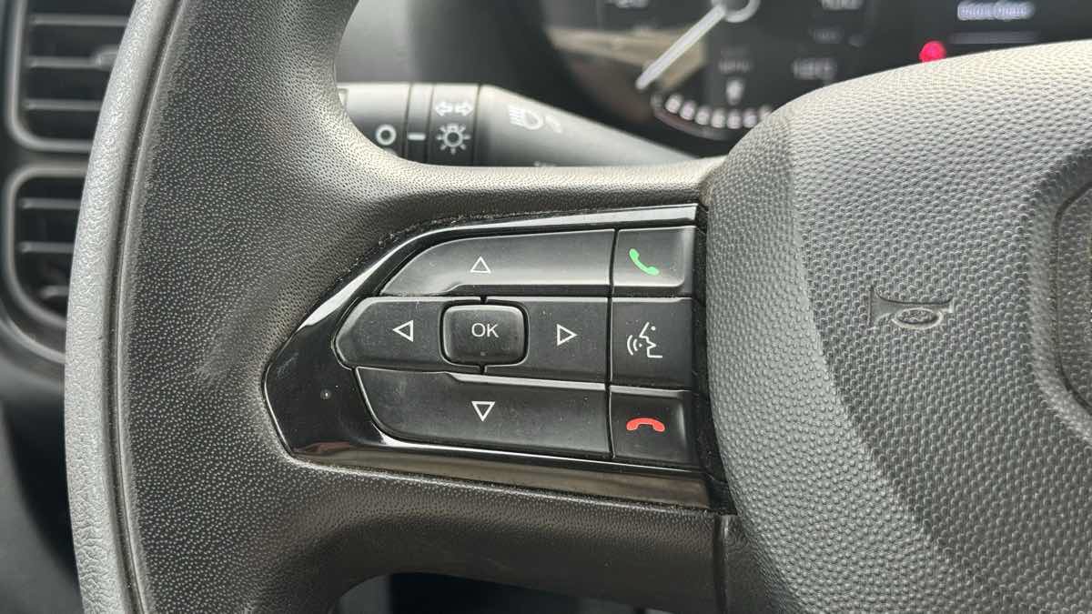 Used 2025 RAM ProMaster 2500 w/ Convenience Group FWD image 15