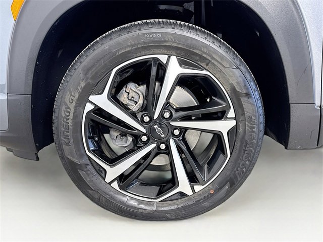 Used 2022 Chevrolet TrailBlazer RS w/ Sun and Liftgate Package image 33
