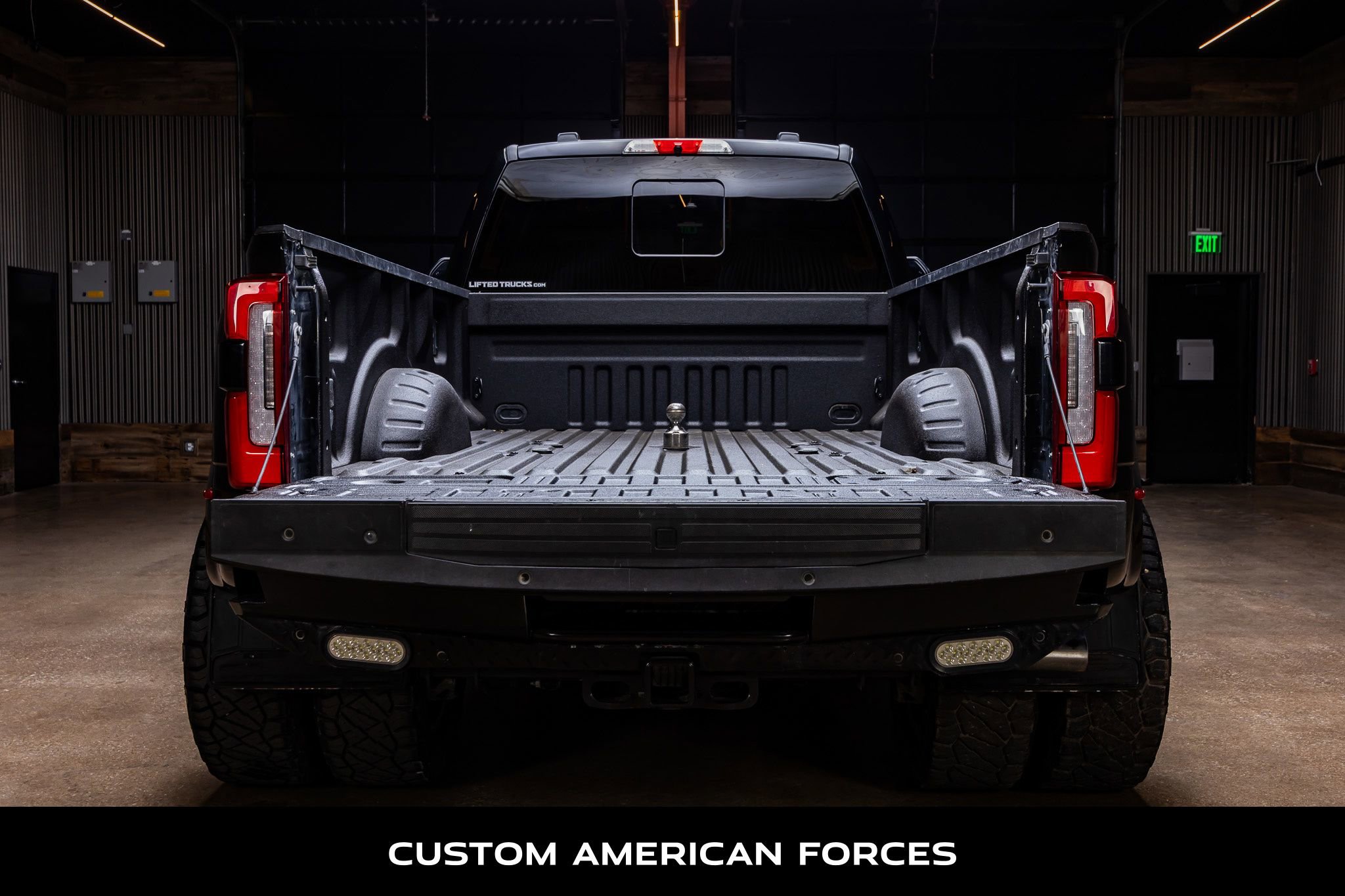 Used 2024 Ford F450 Limited w/ FX4 Off-Road Package AWD/4WD image 8