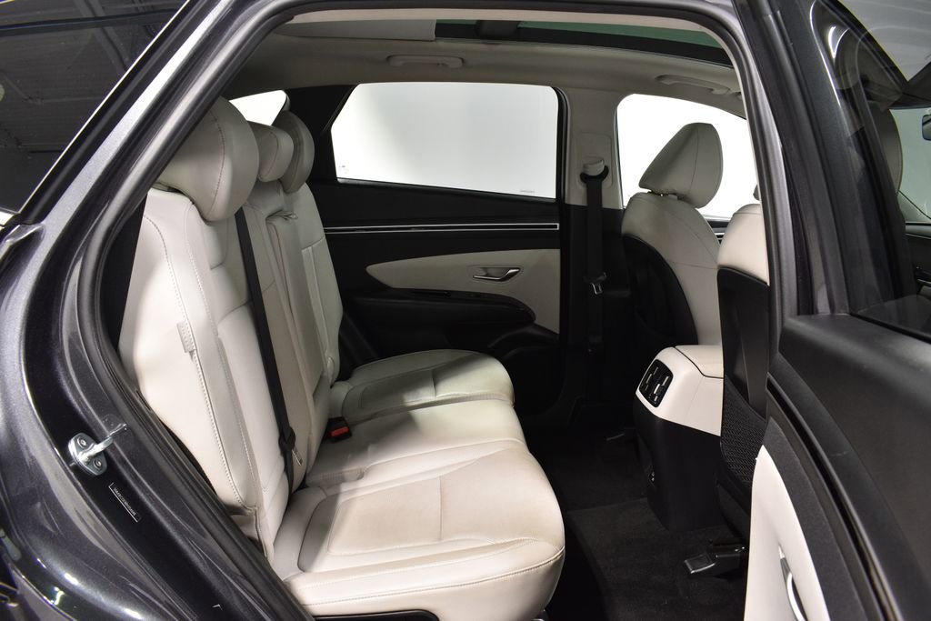 Used 2024 Hyundai Tucson Limited image 27