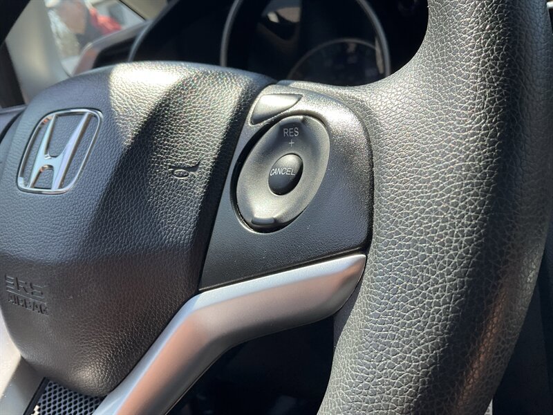 Used 2018 Honda Fit LX image 27