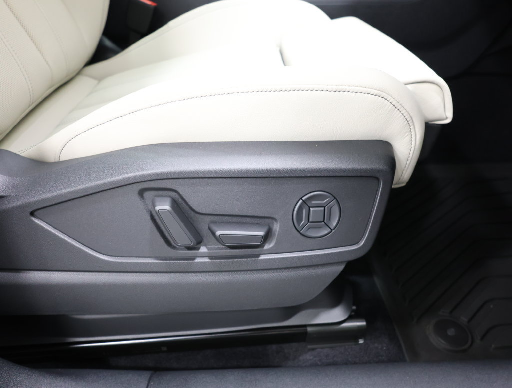 New 2026 Audi Q5 Premium Plus AWD/4WD image 22