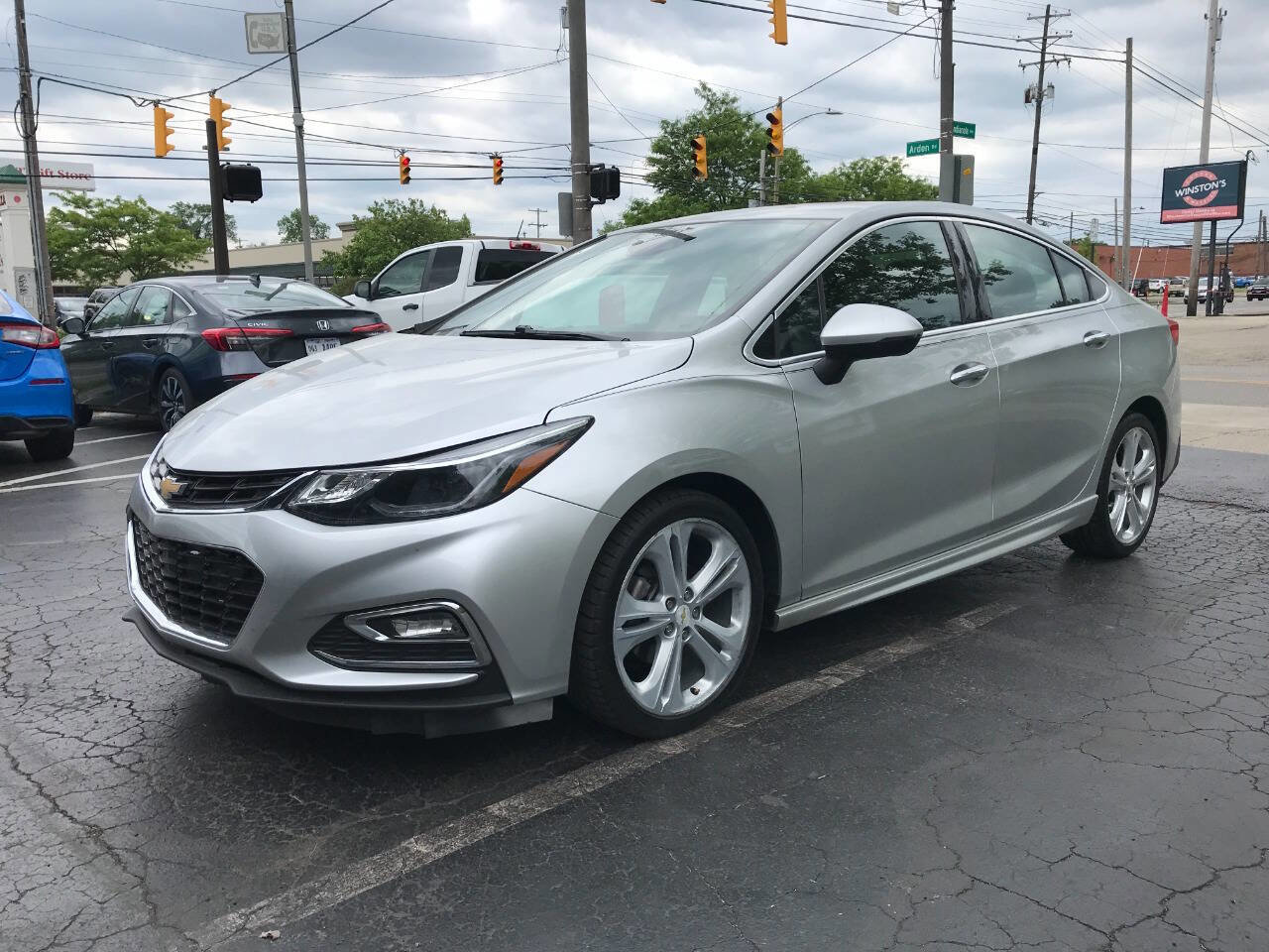Used 2016 Chevrolet Cruze Premier FWD image 4