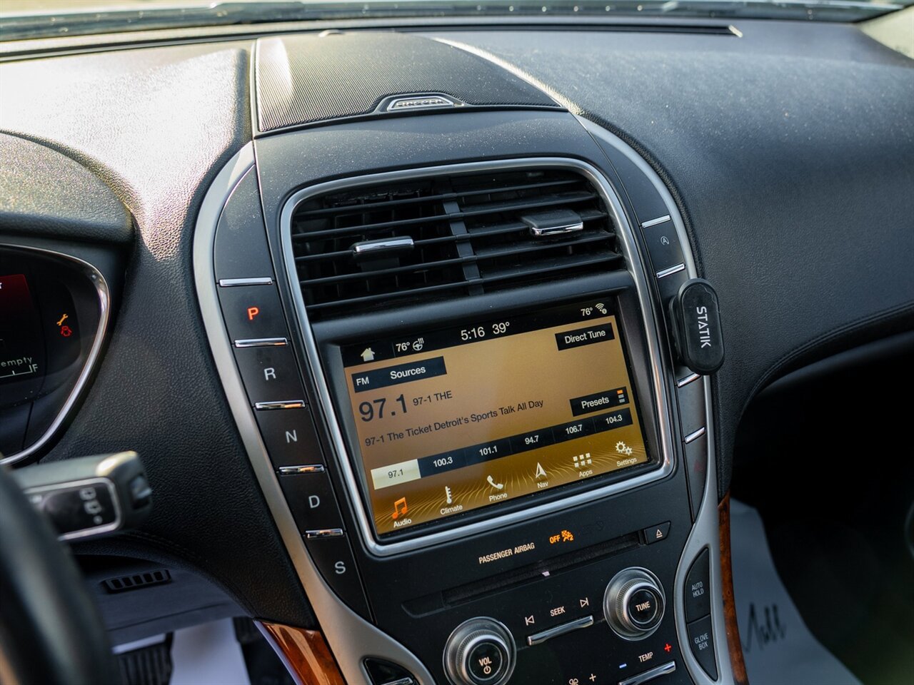Used 2019 Lincoln Nautilus Select AWD/4WD image 34