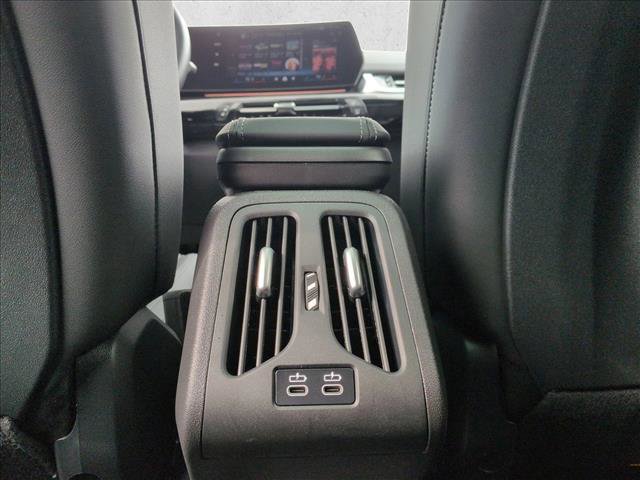 Used 2025 BMW X2 xDrive28i image 17