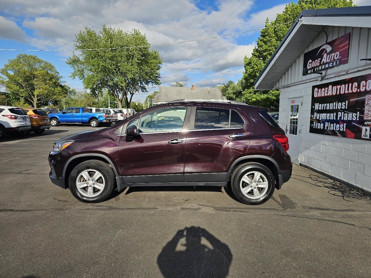 Used 2020 Chevrolet Trax LT w/ LT Convenience Package AWD/4WD image 6