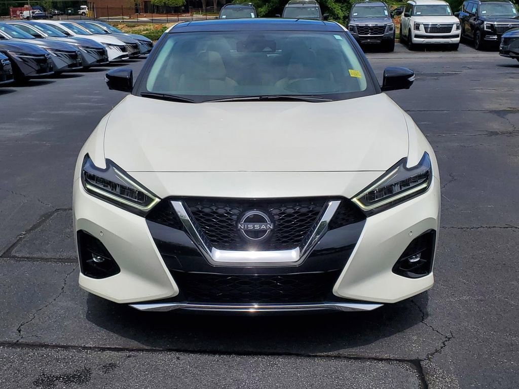 Certified 2023 Nissan Maxima Platinum w/ Sport Mat Group FWD image 9