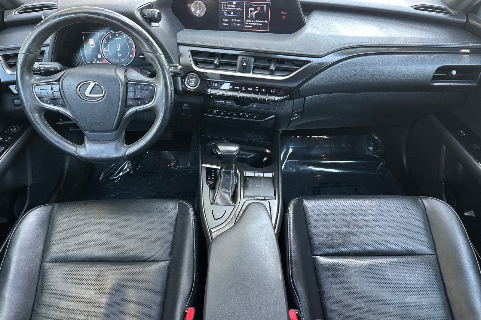 Used 2019 Lexus UX 200 w/ Premium Package FWD image 14