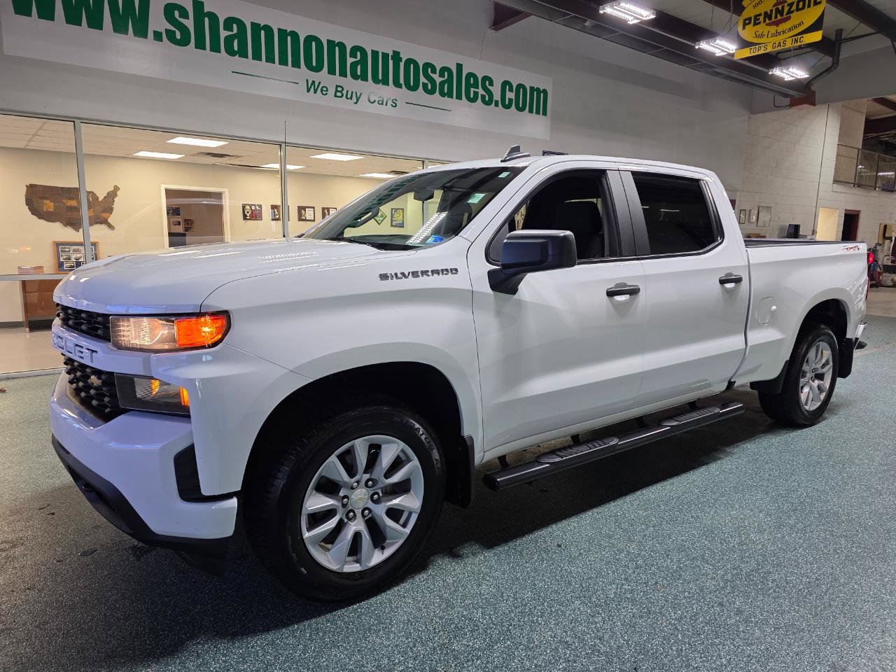 Used 2021 Chevrolet Silverado 1500 Custom image 2