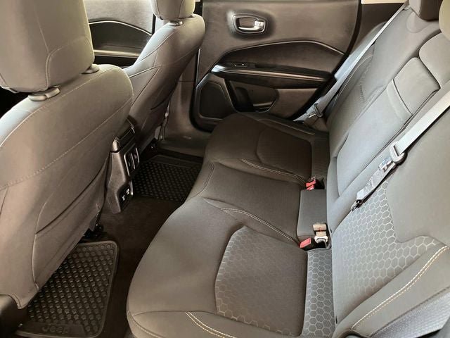 Used 2018 Jeep Compass Sport w/ Tech Group AWD/4WD image 17