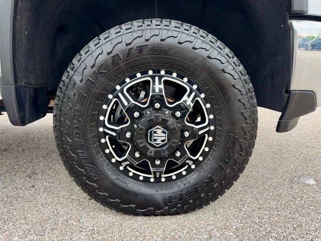 Used 2024 Chevrolet Silverado 3500 LTZ w/ LTZ Convenience Package AWD/4WD image 33