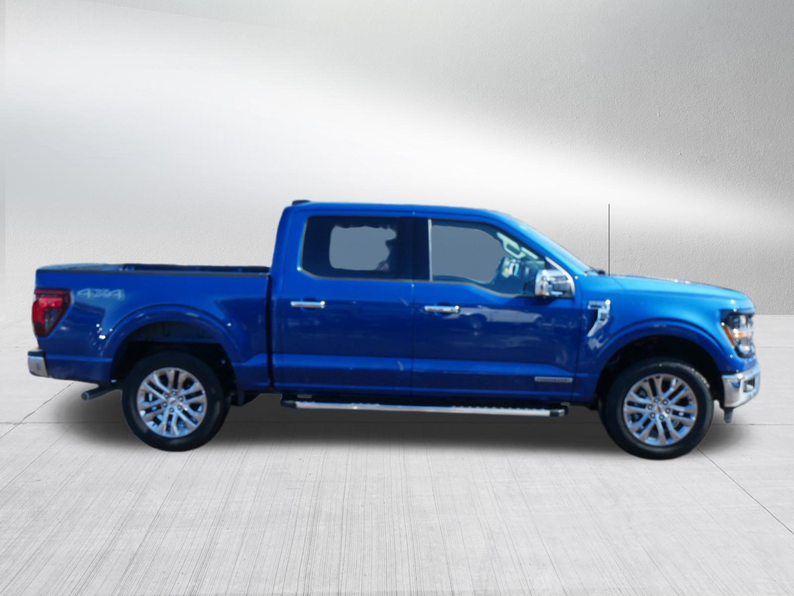 Used 2025 Ford F150 XLT w/ Equipment Group 302A MID AWD/4WD image 8