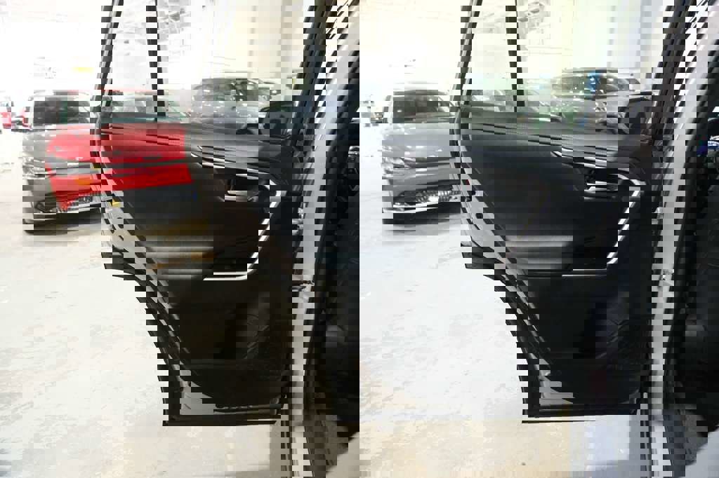 Used 2021 Toyota RAV4 XSE image 21