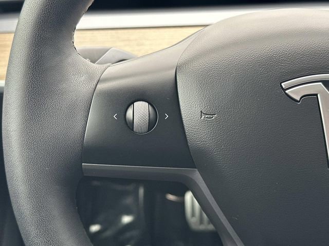 Used 2021 Tesla Model 3 Performance image 21