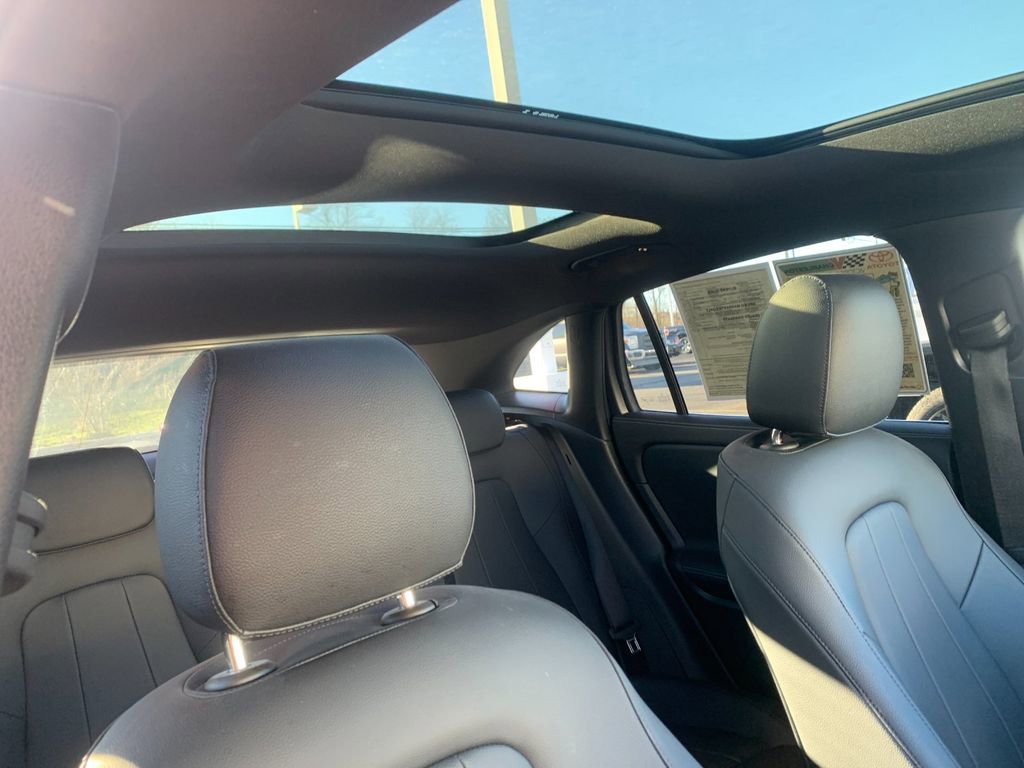 Used 2023 Mercedes-Benz GLA 250 4MATIC image 18