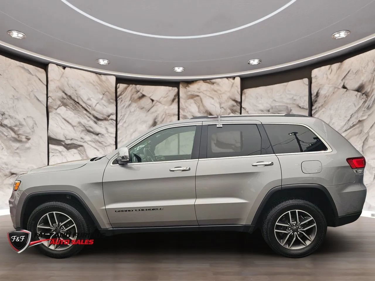 Used 2020 Jeep Grand Cherokee Limited w/ Luxury Group II AWD/4WD image 5