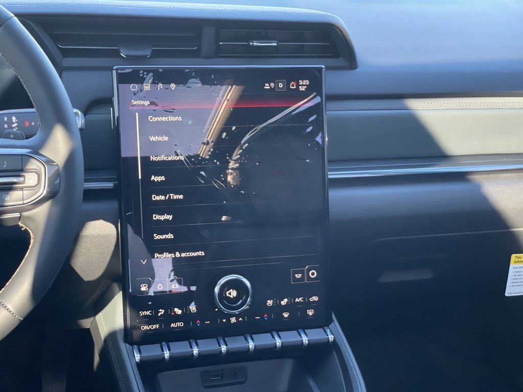 New 2026 GMC Terrain AT4 w/ Convenience Package III image 18