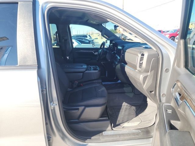 Used 2024 Chevrolet Silverado 1500 RST w/ Redline Edition AWD/4WD image 28