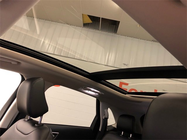 Used 2022 Ford Edge SEL w/ Convenience Package image 27