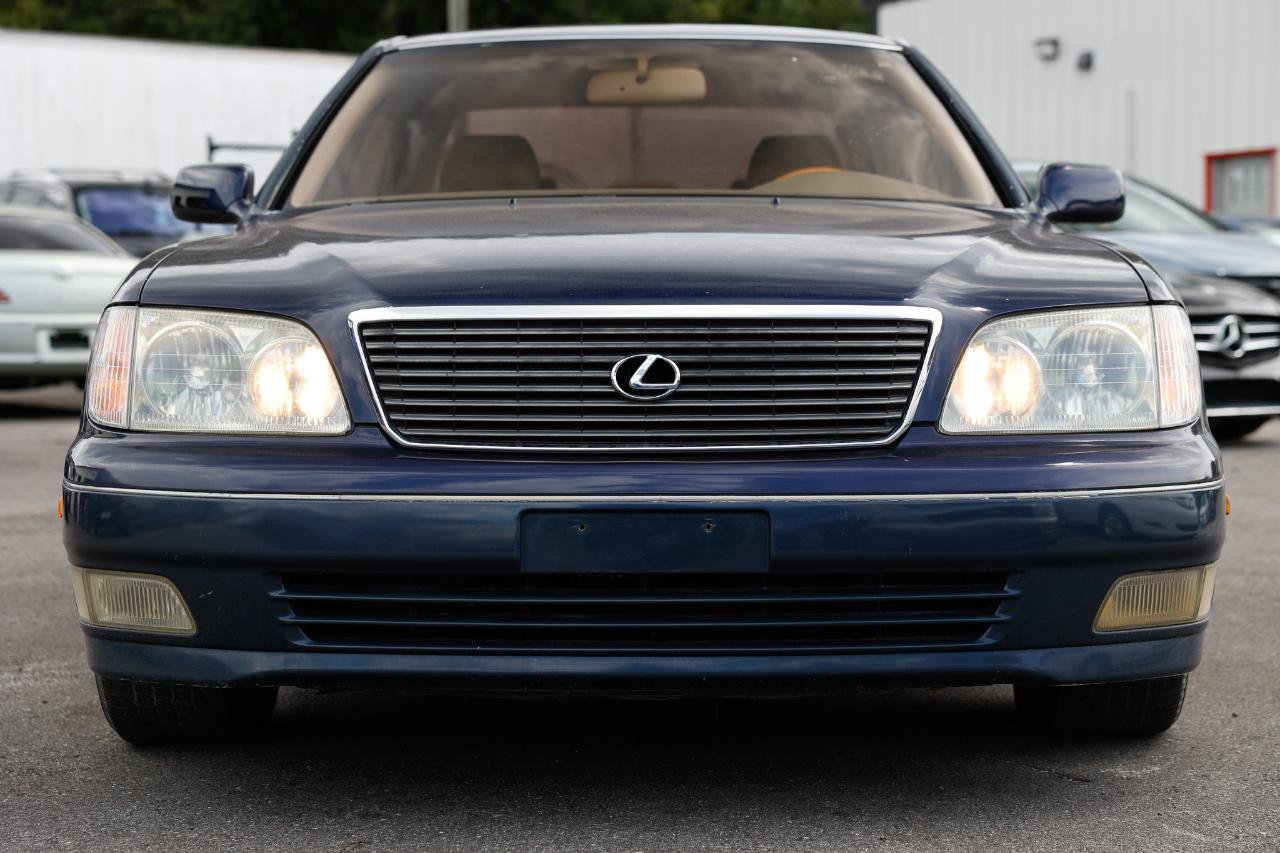 Used 1999 Lexus LS 400 w/ Premium Pkg RWD image 17