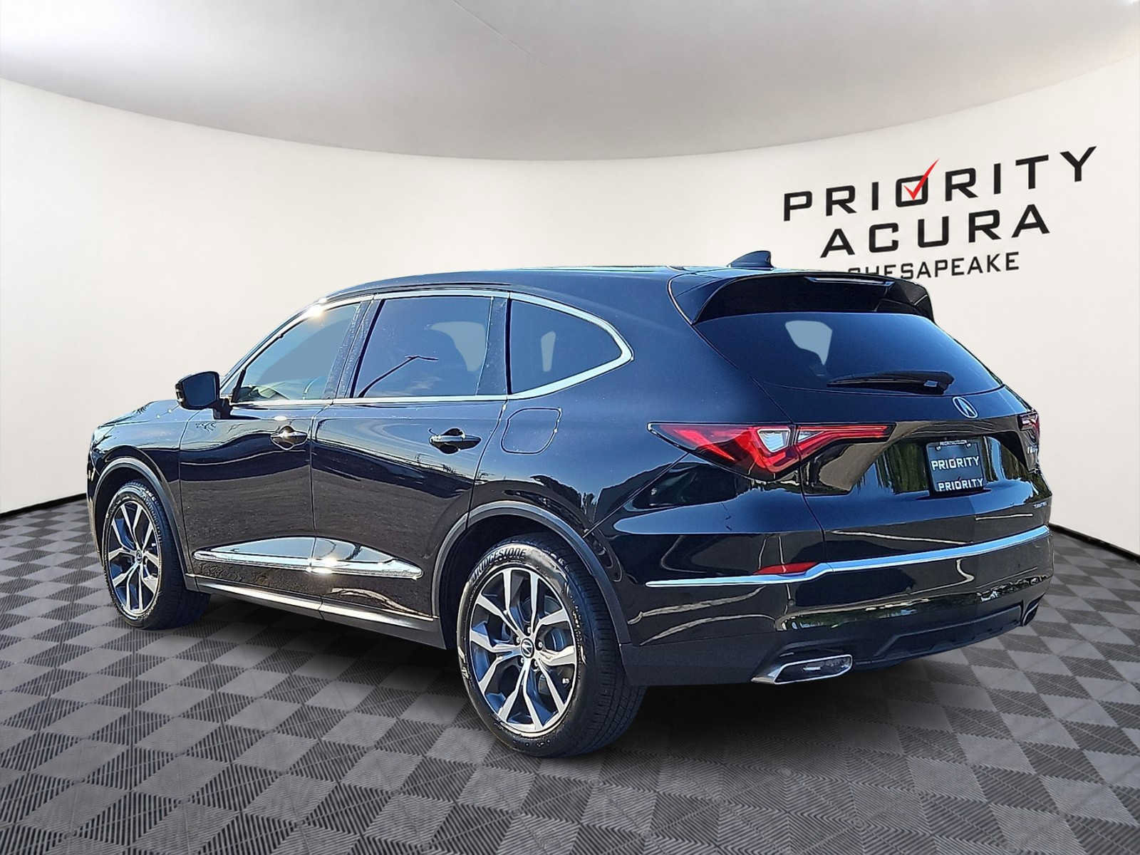 Certified 2024 Acura MDX w/ Technology Package AWD/4WD image 6