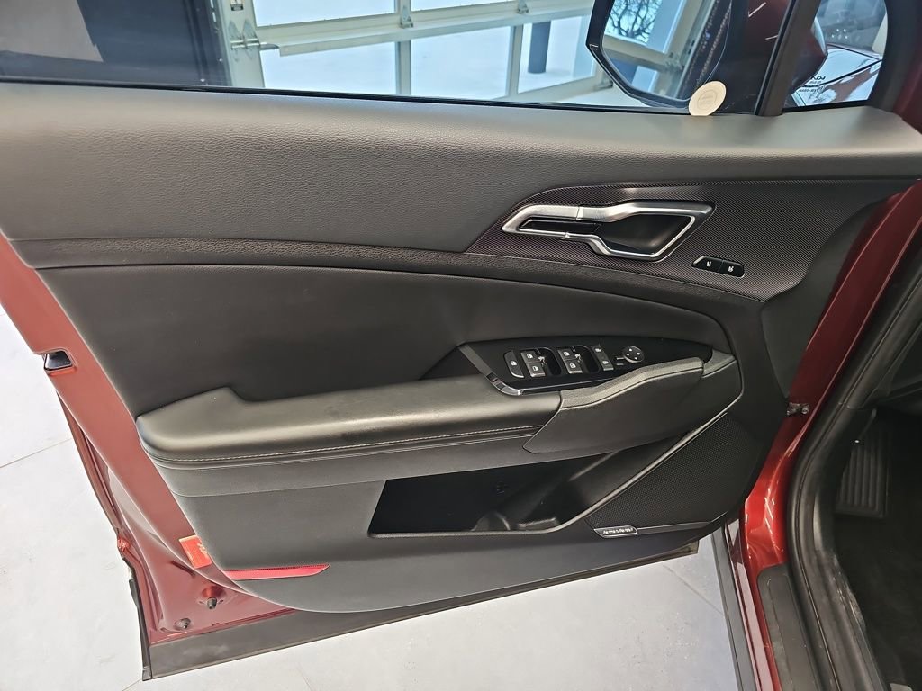Certified 2023 Kia Sportage SX image 15