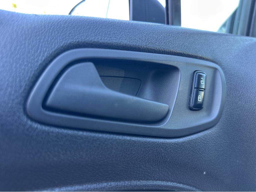 Used 2015 Ford Transit Connect XL FWD image 29