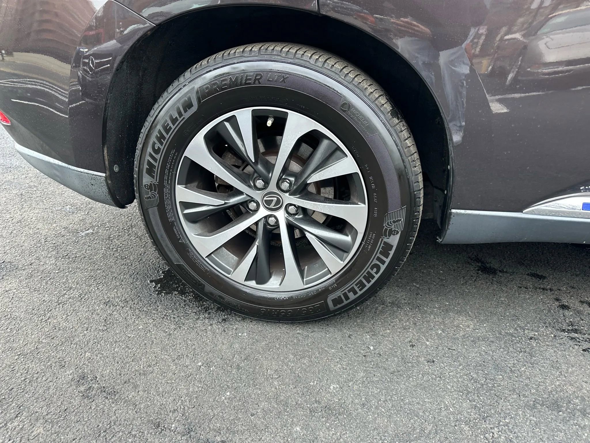 Used 2013 Lexus RX 450h AWD image 32