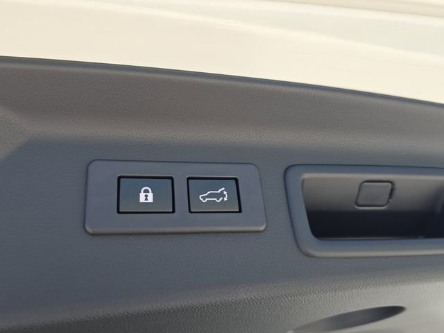 Used 2025 Subaru Forester Sport w/ Popular Package image 11