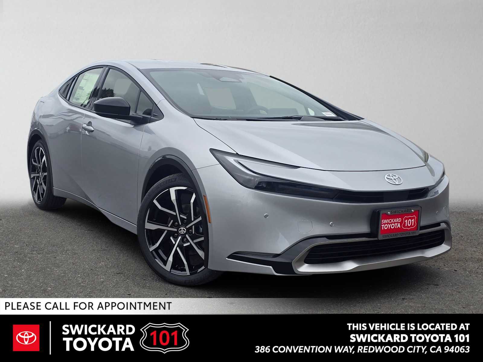 New 2027 Toyota Prius Plug-In Hybrid FWD image 1