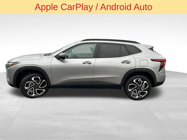 Used 2025 Chevrolet Trax RS w/ Driver Confidence Package image 5