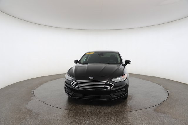 Used 2017 Ford Fusion SE image 31