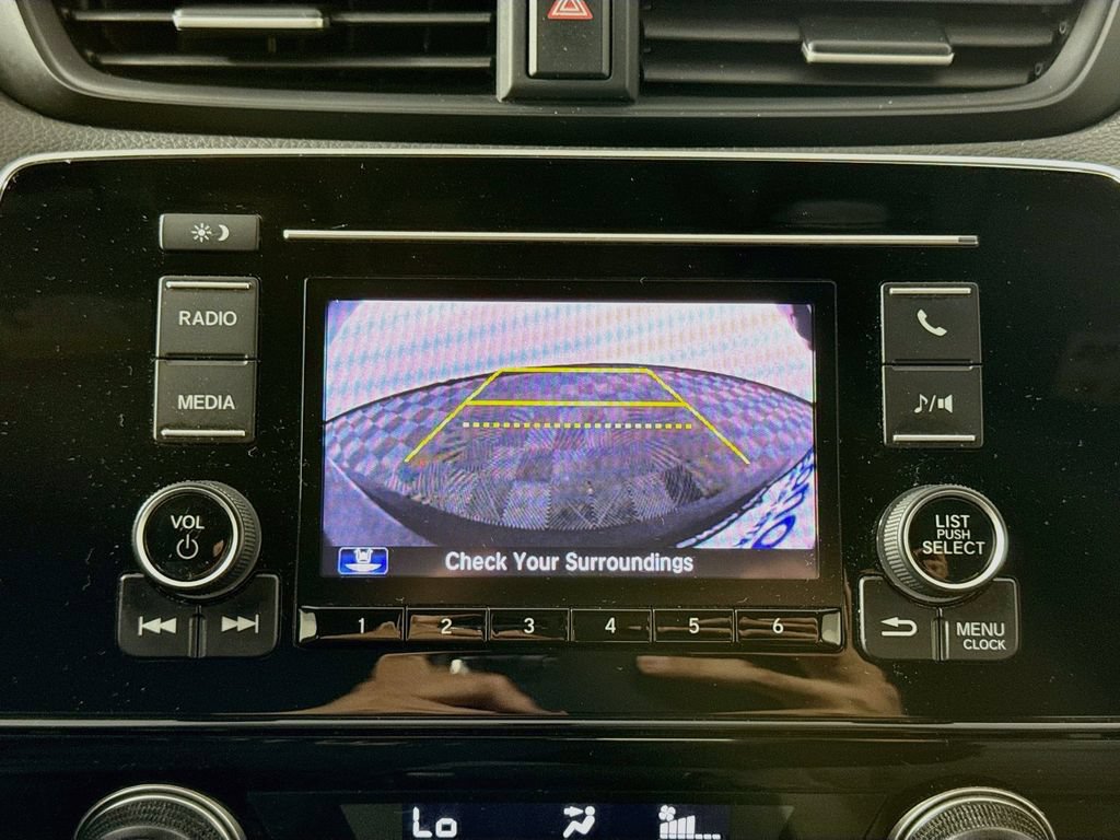 Used 2018 Honda CR-V LX image 11
