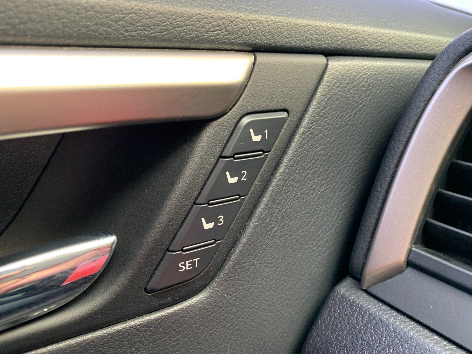 Used 2022 Lexus RX 350 AWD w/ Premium Package image 16