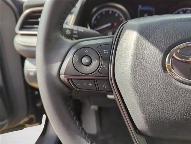 Used 2024 Toyota Camry SE FWD image 17