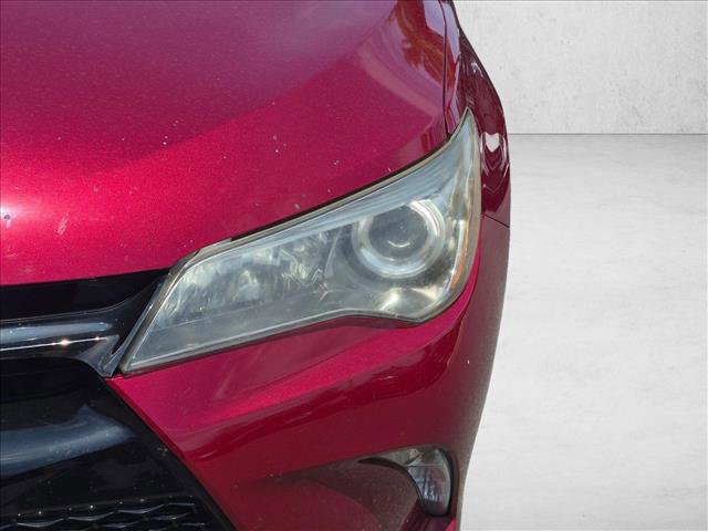 Used 2016 Toyota Camry SE FWD image 5