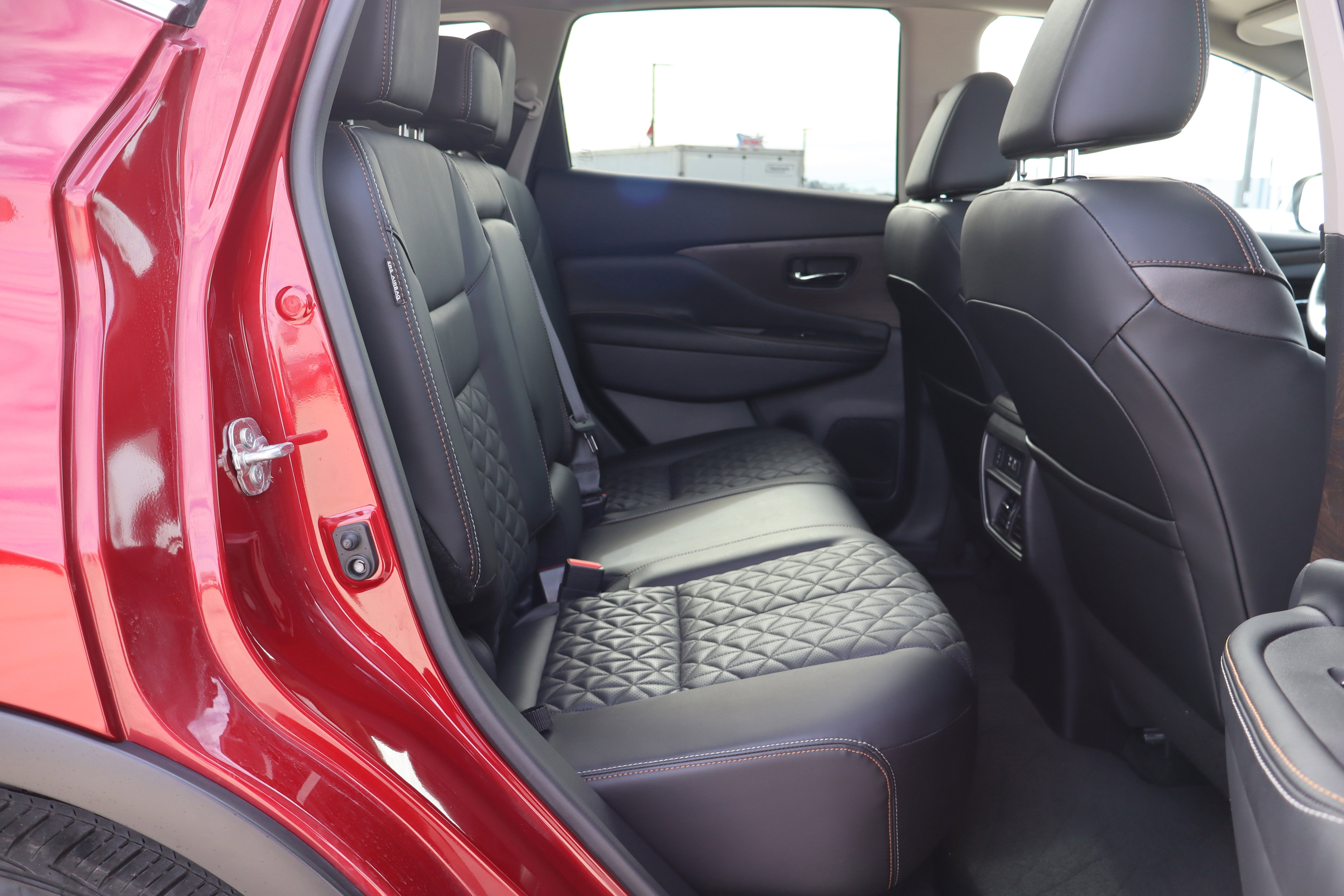 Used 2024 Nissan Murano Platinum w/ Cargo Package image 12